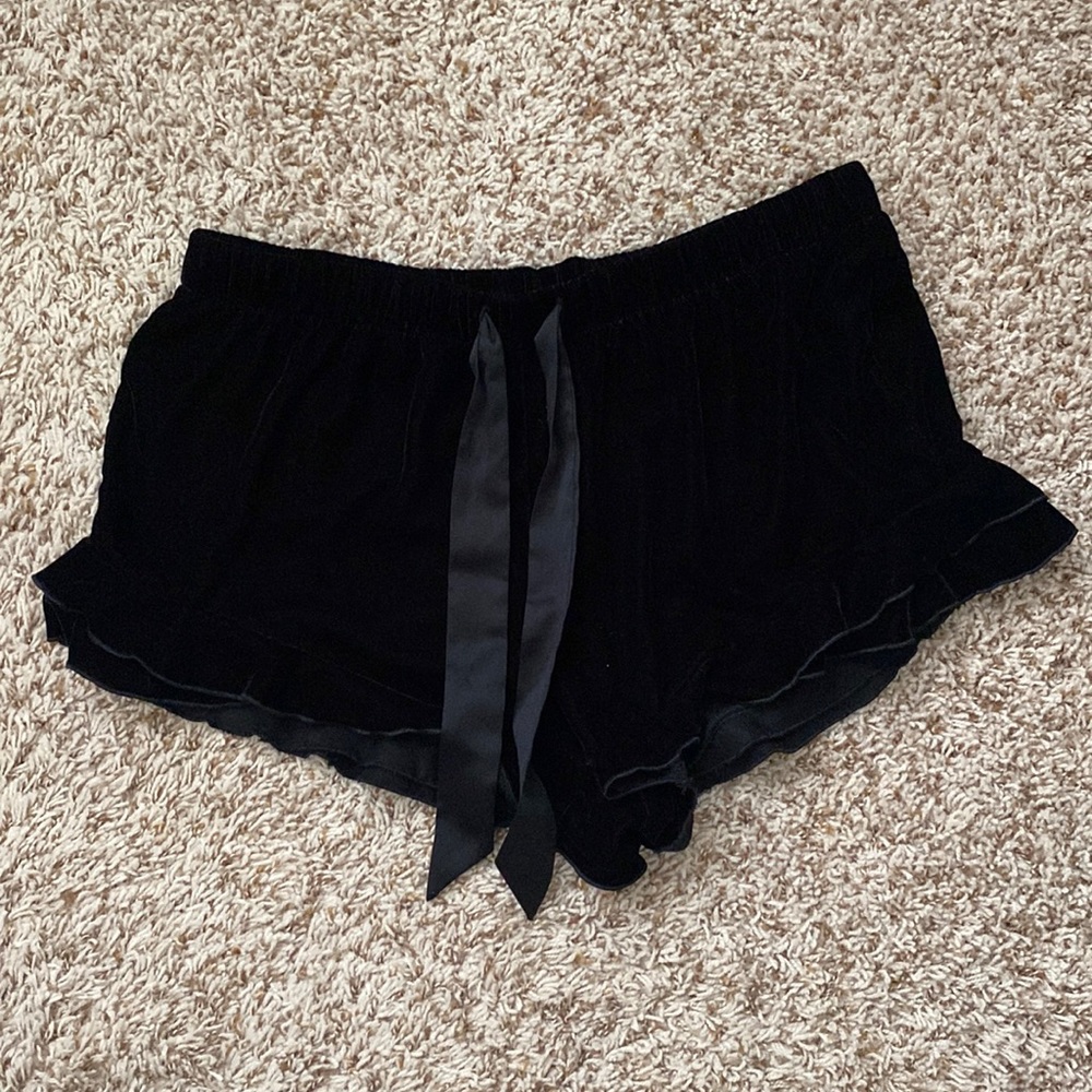 Victoria’s Secret Suede Black pajama shorts size M